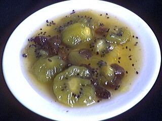 fruit sec : Coupelle de confiture de kiwis aux fruits secs