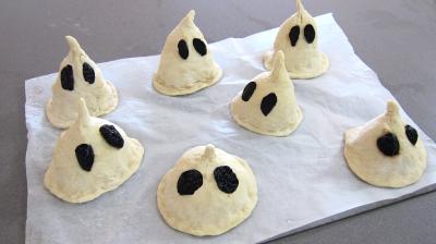 Recette Halloween les pains fantômes