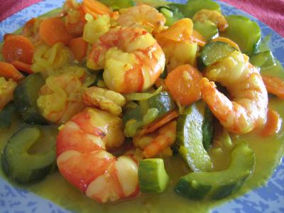 crevettes au curcuma