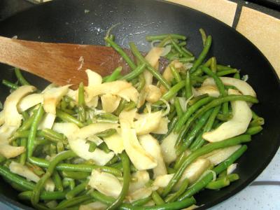 Crumble aux haricots verts et sa crème d'ail - 6.3
