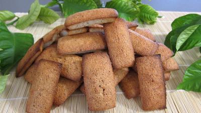 Photo : Financiers - Financier