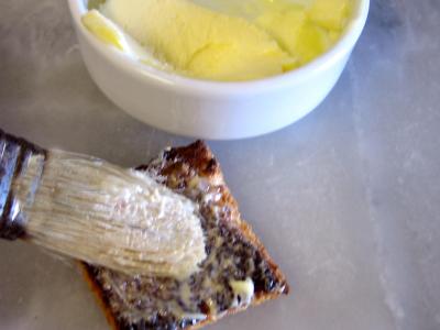 Canapés aux oeufs de truite - 2.2