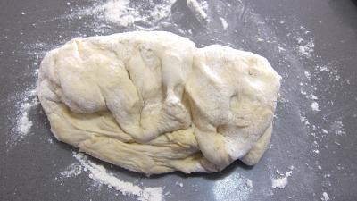 Pain brioché aux rillettes - 4.3