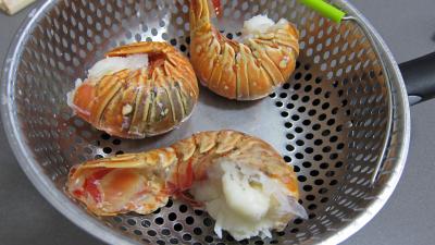 Queues de langoustes en salade - 9.2