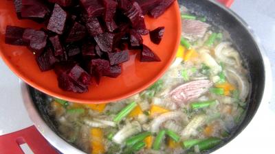 Autruche en bouillon - 7.1