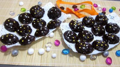 Dessert au chocolat : Plats de ravioles de pommes au chocolat