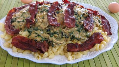 salade : Plat de brouillade de salades aux coquillettes