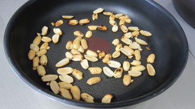 Recette Cacahuètes grillées et ses restes de légumes