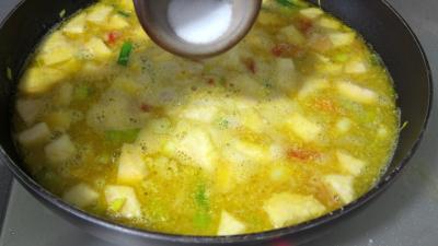 Soupe de gambas à la crème de coco - 7.2
