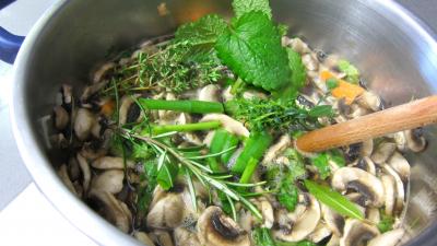 Fines herbes et légumes en velouté - 7.4