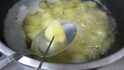 Laitue et pommes de terre en purée et ses coeurs de canard - 6.2