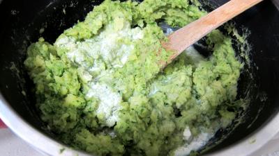 Laitue et pommes de terre en purée et ses coeurs de canard - 8.3