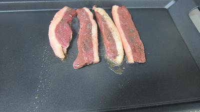 Magrets de canard à la plancha et ses épinards - 10.3
