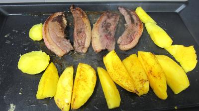 Magrets de canard à la plancha et ses épinards - 11.1