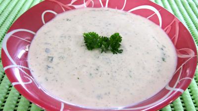 yaourt nature : Ramequin de sauce au yaourt