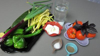 Ingrédients pour la recette : Potage aux courgettes 