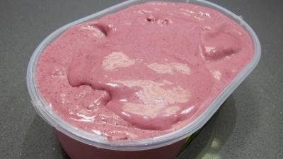 Glace aux noisettes et fruits rouges - 8.2