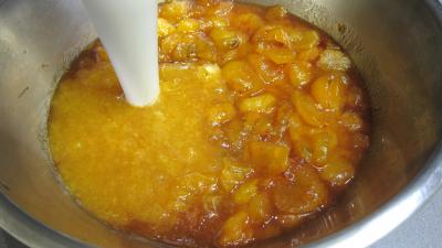Compote de prunes blanches aux noisettes - 1.3