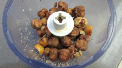 Compote de prunes blanches aux noisettes - 3.3