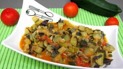 Légumes : Saladier d'artichauts en ratatouille