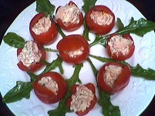 tomates farcies : Assiette de tomates farcies