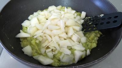 Crumble à la rhubarbe et nashis - 3.3