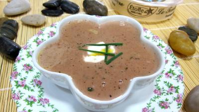 sauce pour oeuf : Ramequin de sauce au sureau et à l'étoile du vercors