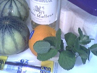 Ingrédients pour la recette : Soupe de melon
