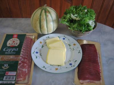 Ingrédients pour la recette : Melon et ses jambons