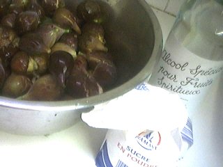 Ingrédients pour la recette : Liqueur de figues