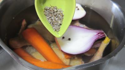 Consommé aux abatis de volaille - 6.4