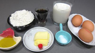 Ingrédients pour la recette : Crêpes au safran et au marsala