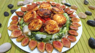 Image : Assiette de crottins de chèvre en salade