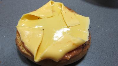 Cheeseburgers - 7.1