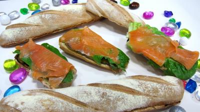 Entrées froides : Tartines de truite fumée