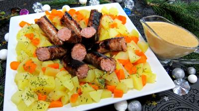 miel : Assiette de saucisses moutarde