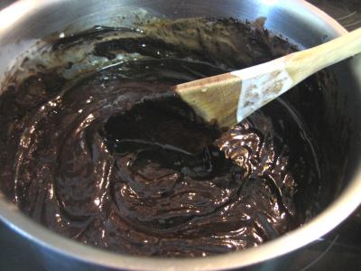 chocolat : Casserole de sauce au chocolat