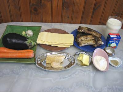 Ingrédients pour la recette : Restes de travers de porc à l'aubergine