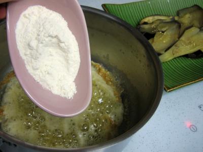 Restes de travers de porc à l'aubergine - 10.3