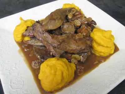 vinaigre de framboise : Foie de veau aux raisins secs et au potimarron