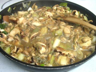 Pintade à la purée de maïs et champignons - 12.1