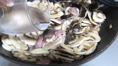 Oeufs au vin rouge et champignons - 6.2