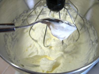Mousse au fromage blanc aux pêches - 4.2