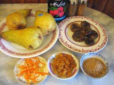 Ingrédients pour la recette : Poires aux épices façon chinoise
