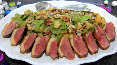 plat complet : Assiette de magret de canard aux pois gourmands