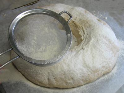 Pain en couronne à la poolish - 9.3