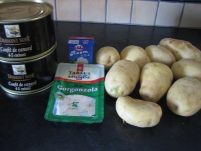 Ingrédients pour la recette : Confit de canard sauce gorgonzola