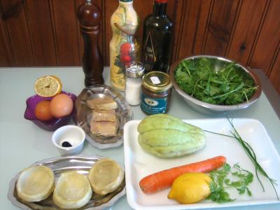 Ingrédients pour la recette : Foie gras en salade chayotte et truffe