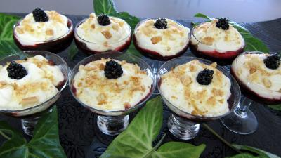 Desserts : Verrines de sullabub aux mûres