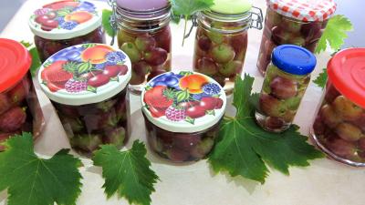 Pour débutants : Bocaux de raisins à l'eau de vie et épices